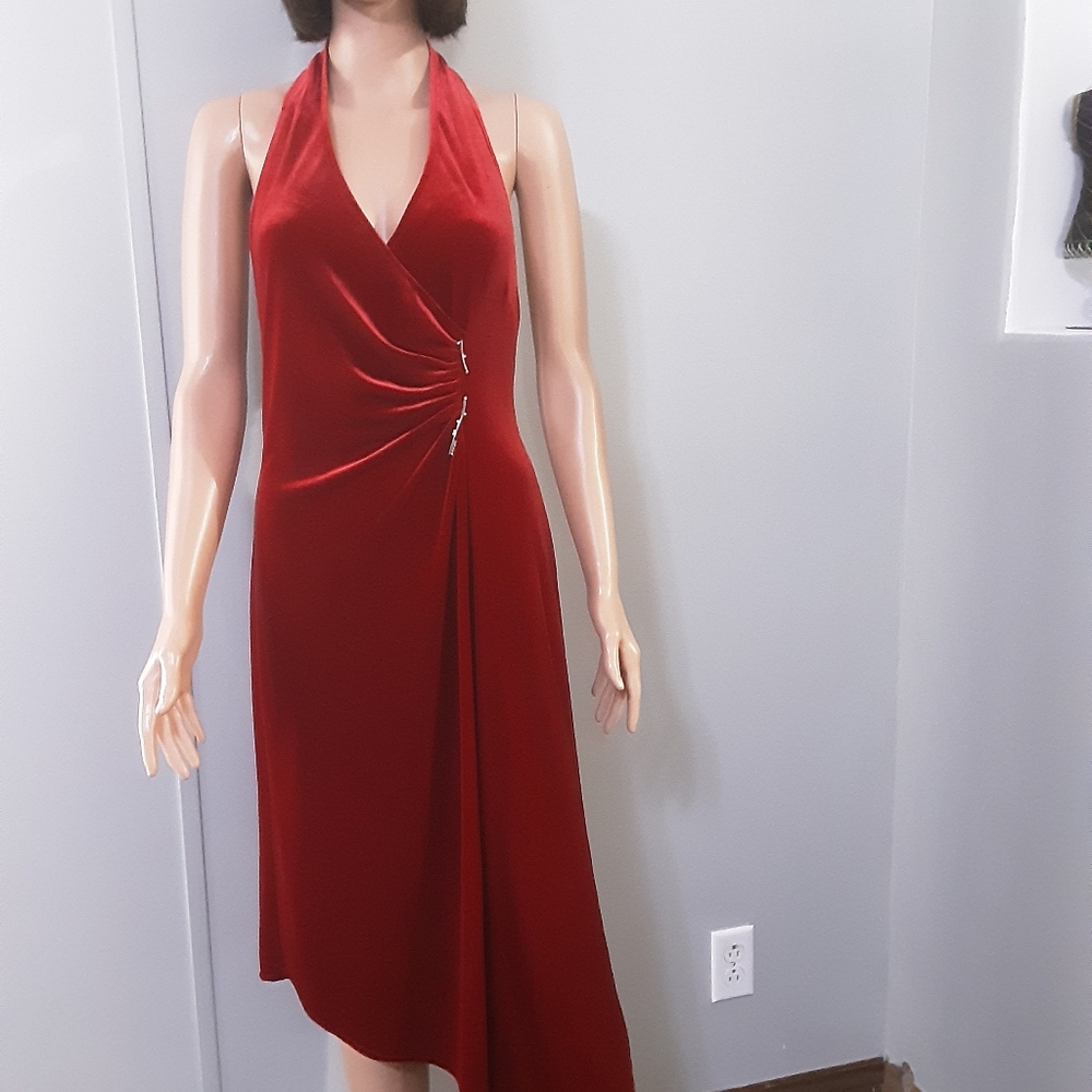 Signature #433 By Robbie Bee Women's Dress Size 8p Wine Preowned Good Condition